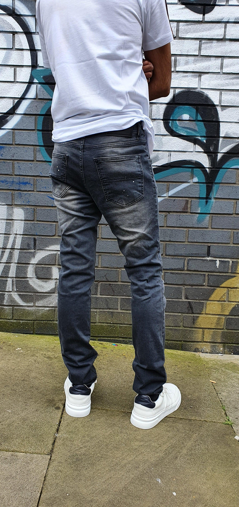 Peviani Dark Grey Ripped Jeans